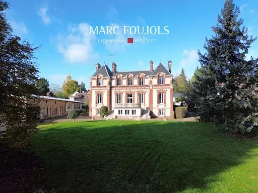 Maison 6 pièces 283 m²