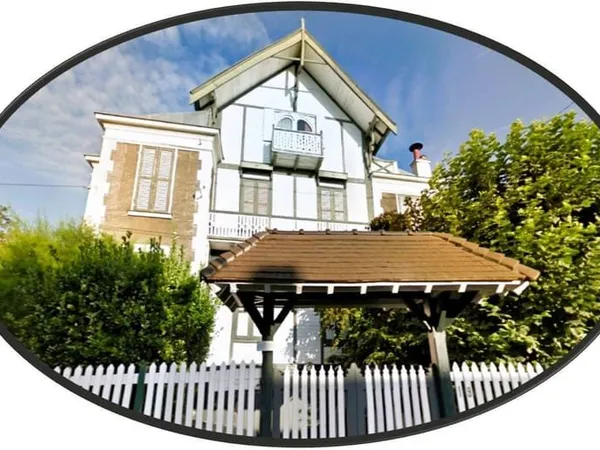 Maison 7 pièces 144 m²