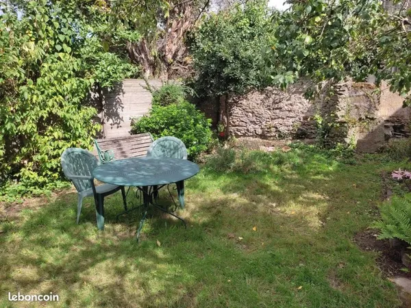 Maison familiale 4ch et un bureau avec jardin