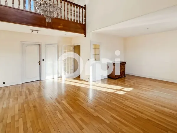 Appartement 5 pièces 109 m²