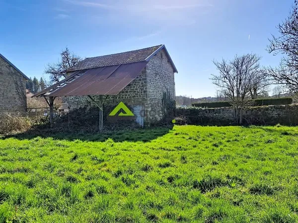 Grange à rénover + terrain constructible