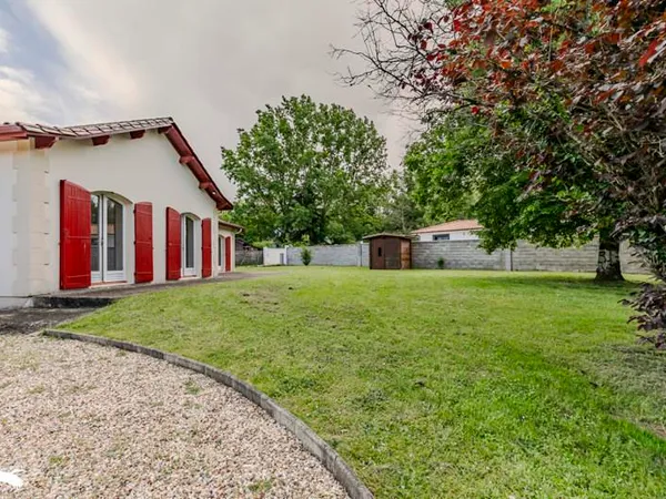 Maison traditionnelle 4 pièces 135 m²