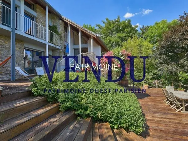 MAISON ST GERMAIN EN LAYE - 10 pièce(s) - 260.16 m2