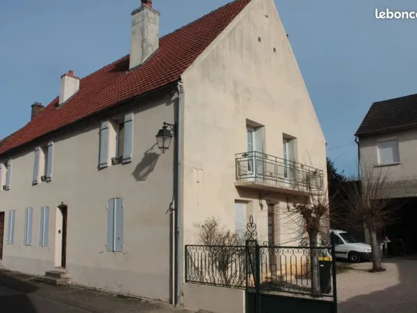Maison 15 pièces 310 m²