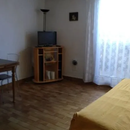 Studio meublé