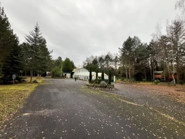 Terrain 67837 m²
