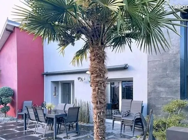 Maison 6 pièces, 170 m², 325 000