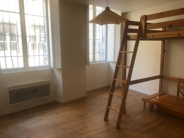 Studio - 9 Rue Renan