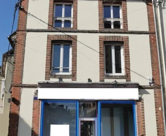 Immeuble 99 m²