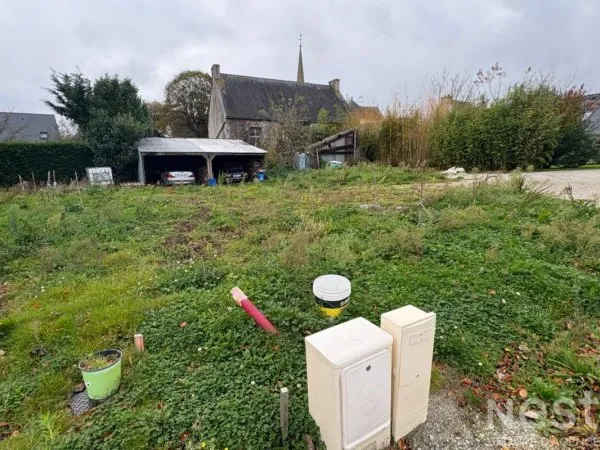 Vends terrain à bâtir