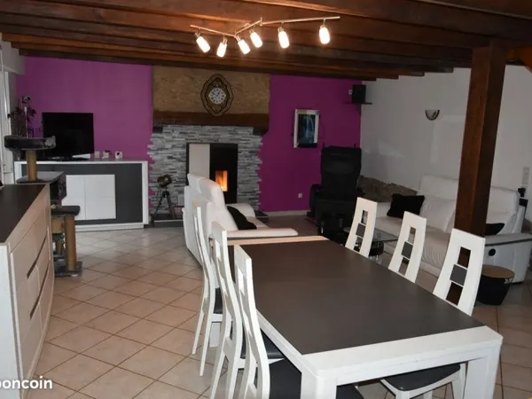 Longère 6 pièces 131m2 315000