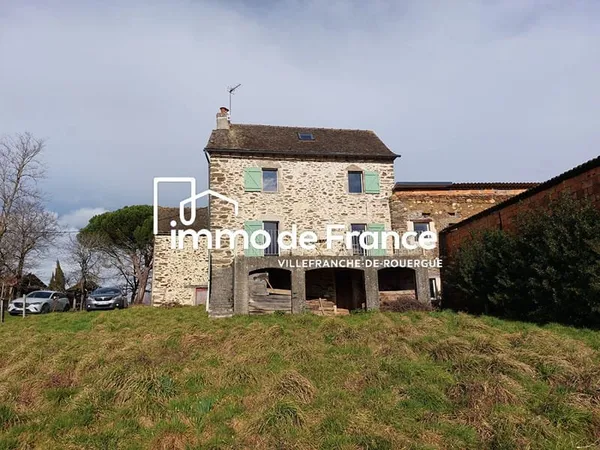 Maison de hameau rénovée 89m², 3 chambres et terrain de 790m²