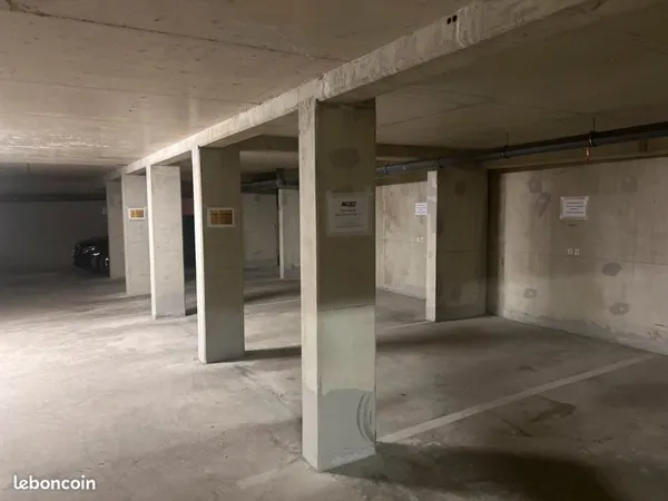 Stationnement Location Aix-en-Provence   95€
