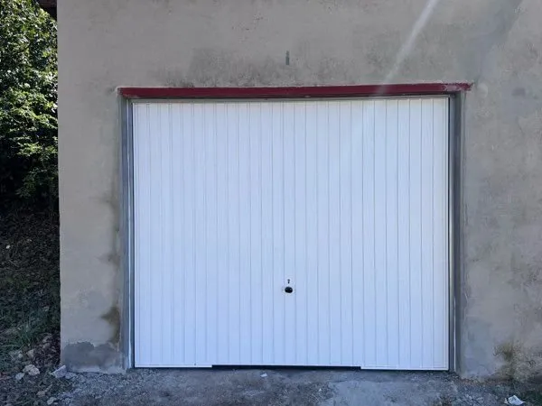Loue Garage