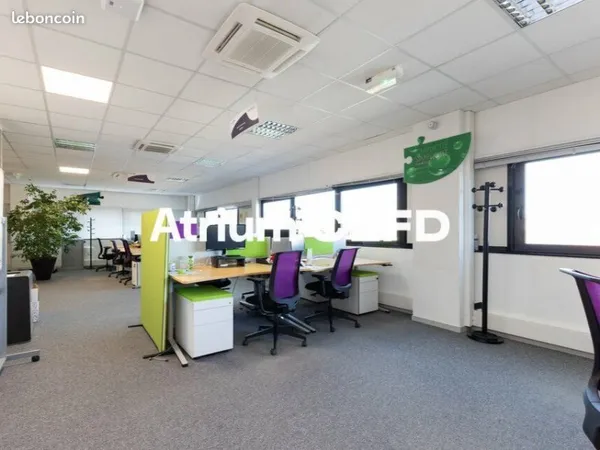 BUREAUX 1090 m² AUBIERE