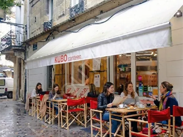 Boutique 55 m² BORDEAUX