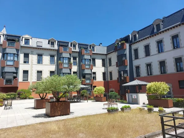 Appartement Villefranche De Rouergue 1 pièce(s) 42 m2