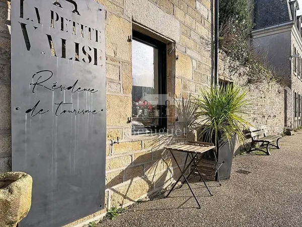Hôtel particulier Ploudalmezeau 7 pièce(s) 182 m2