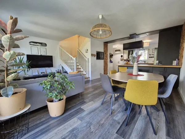 Appartement comme une maison en duplex