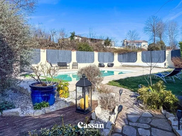 Maison de plain-pied 5 pièces 150 m²