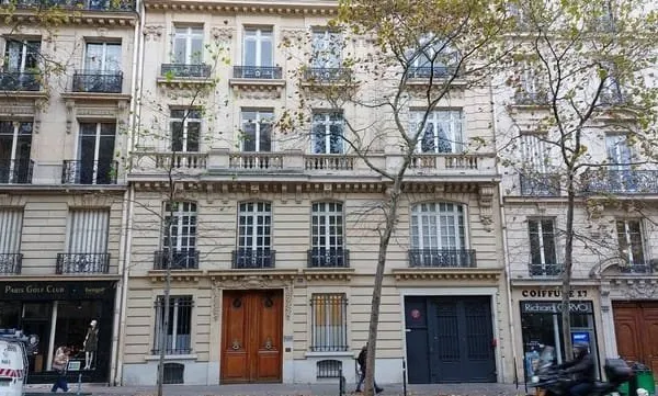 Parking 12 m²