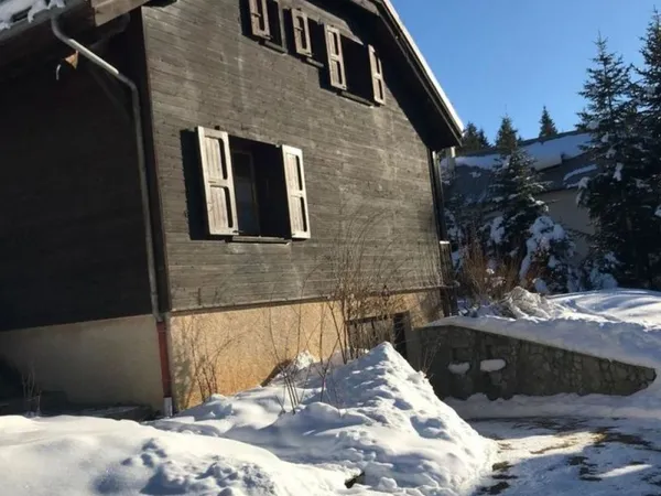 Chalet à Chabanon - ski à pied- forêt et calme absolu