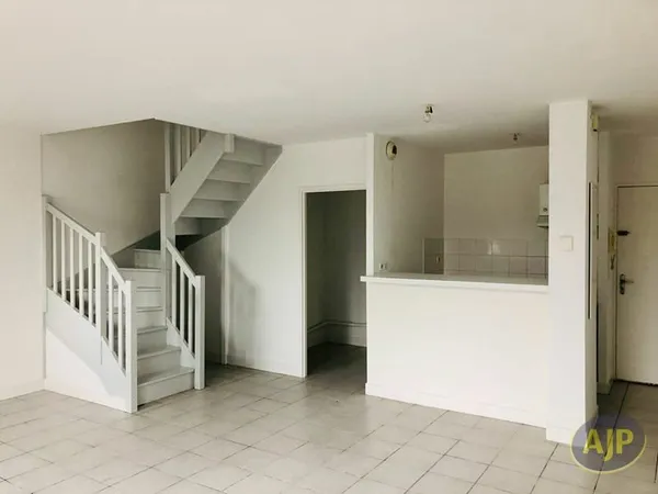 Appartement T3 BIS en duplex de73 m2 !