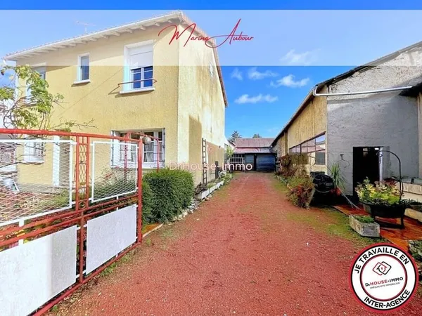 Maison avec dépendances