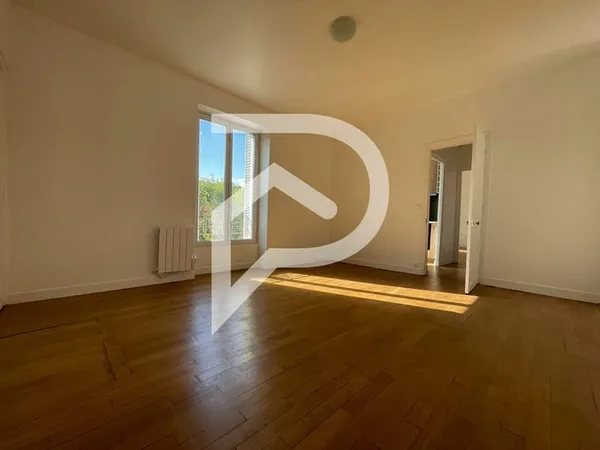 Appartement 2 pièces au centre-ville d'Enghien-les-Bains