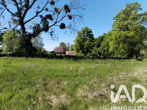 Terrain 3334 m²
