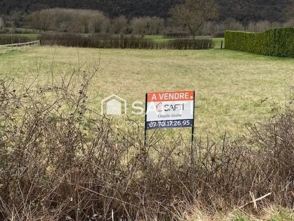 Terrain à bâtir de 2266 m² à VILLEFRANCHE de ROUERGUE