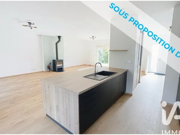 Maison 8 pièces 230 m²