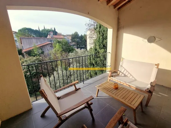 Appartement T3 avec parking dans résidence