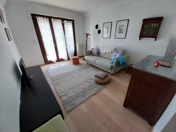 EXCLUSIVITE' !! - ROQUEBRUNE PLATEAU DU CAP MARTIN - Spacieux deux pièces avec balcon, loggia, cave 