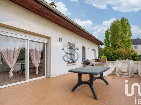 Maison 7 pièces 167 m²