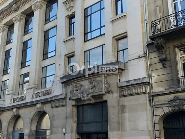 Bureaux 639 m²