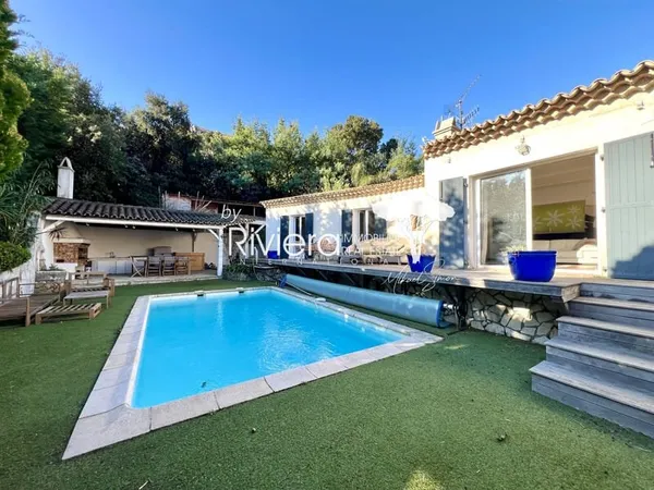 Villa Avec Piscine Au Calme !