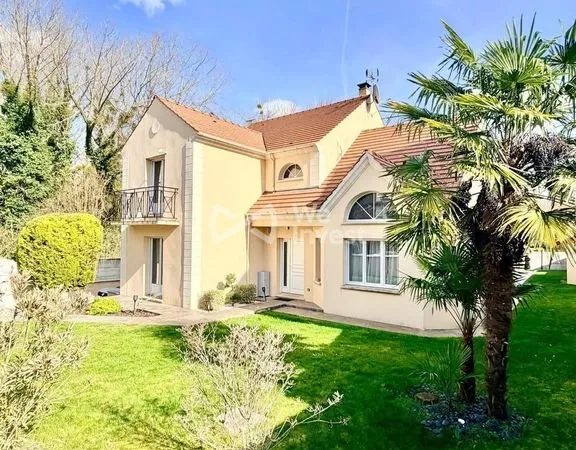 Maison de luxe 6 pièces 172 m²