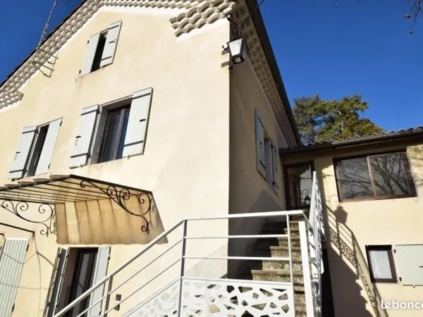Duplex 3 pièces 64 m²