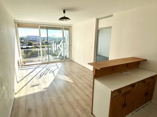 Vends appartement à rénover