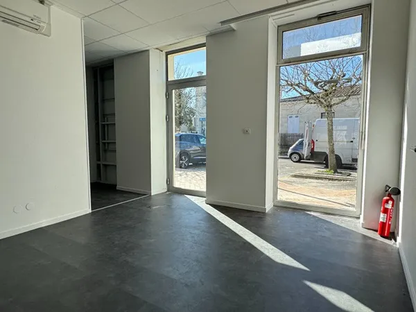 Local commercial 97 m²