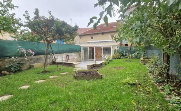 Maison 9 pièces 174 m²