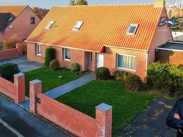 Maison 9 pièces 144 m²