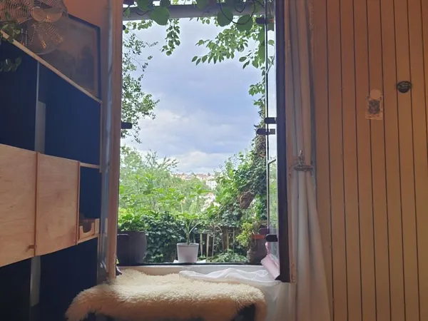 Cosy Studio à 2 pas des transports/jardin