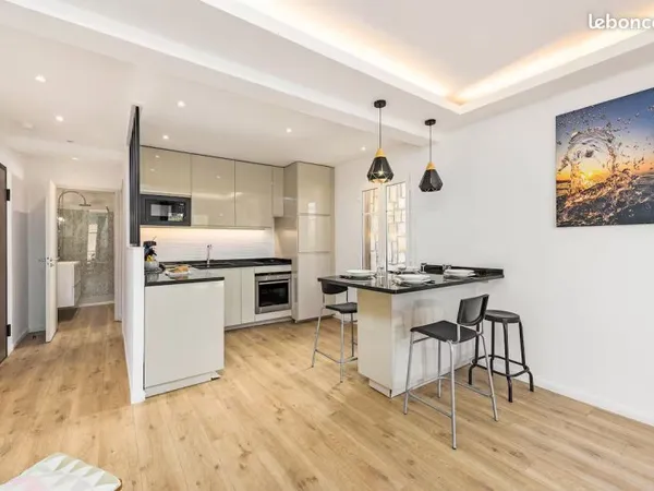 Appartement 46m² - Quartier Plage Roquebrune - À 2 pas de la mer
