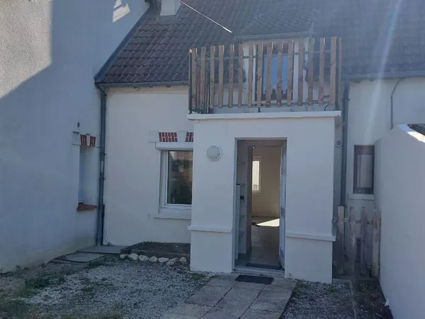 Maison 2 pièces duplex refaite à neuf 46 m2 et stationnement