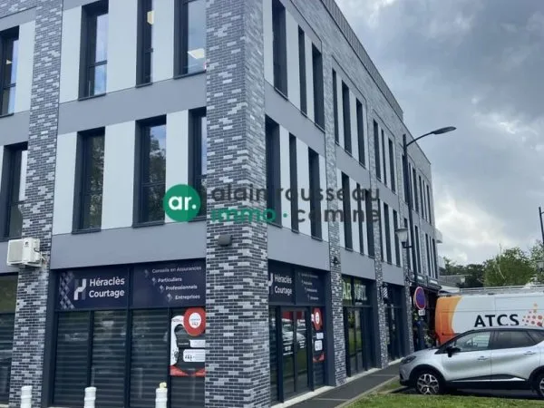 Bureaux 368 m²