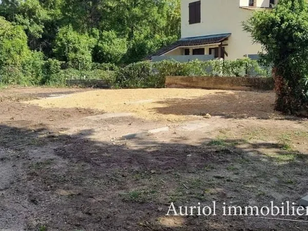 Stationnement Location Auriol   70€