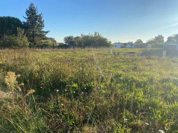 Terrain 377.00 m² à Le Poiré-sur-Vie