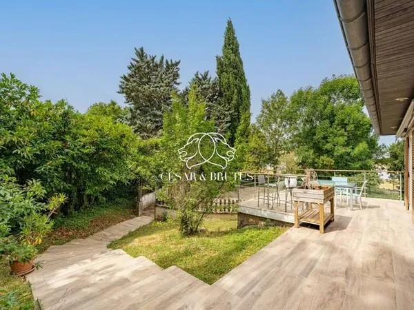 Maison 7 pièces 160 m²